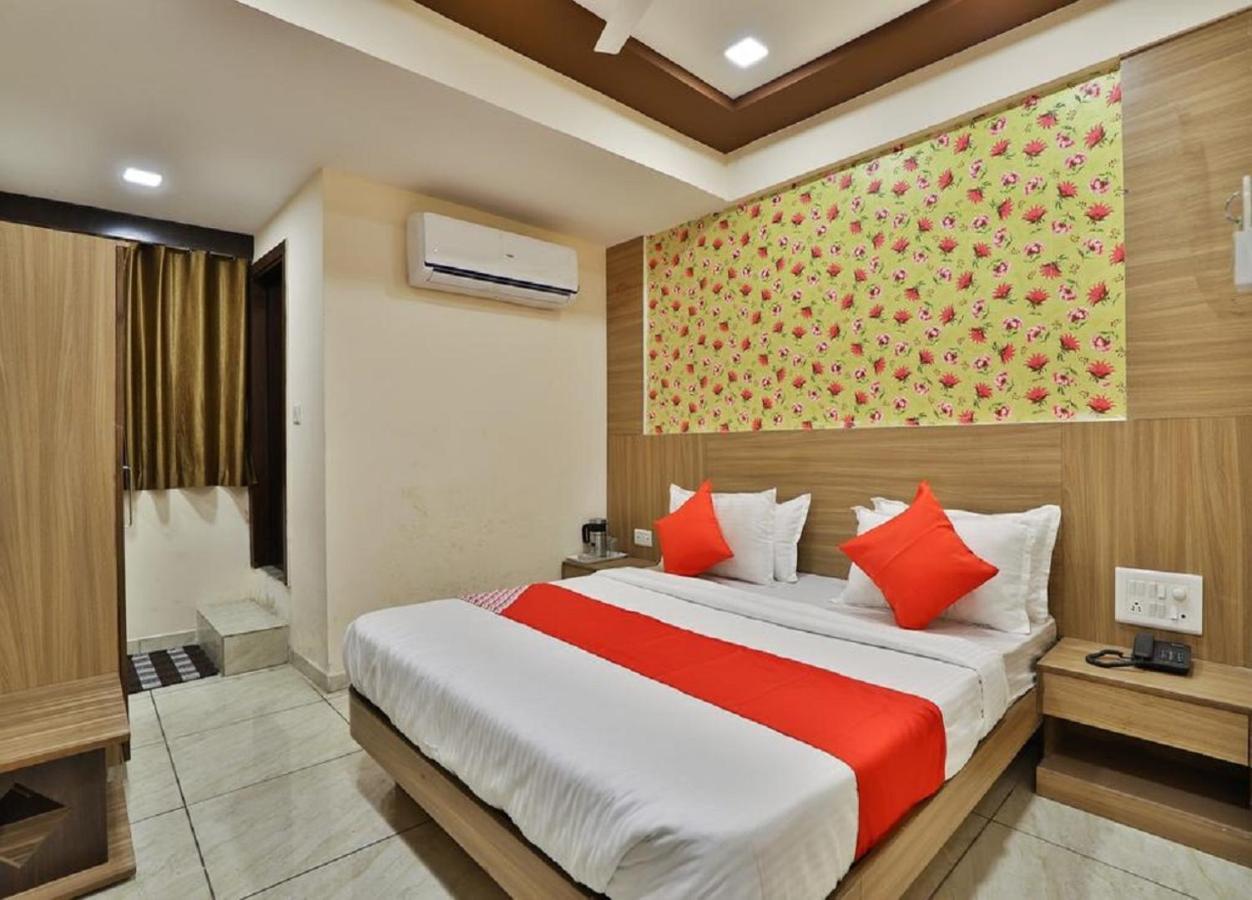 Shree Krishna Palace Ahmedabad