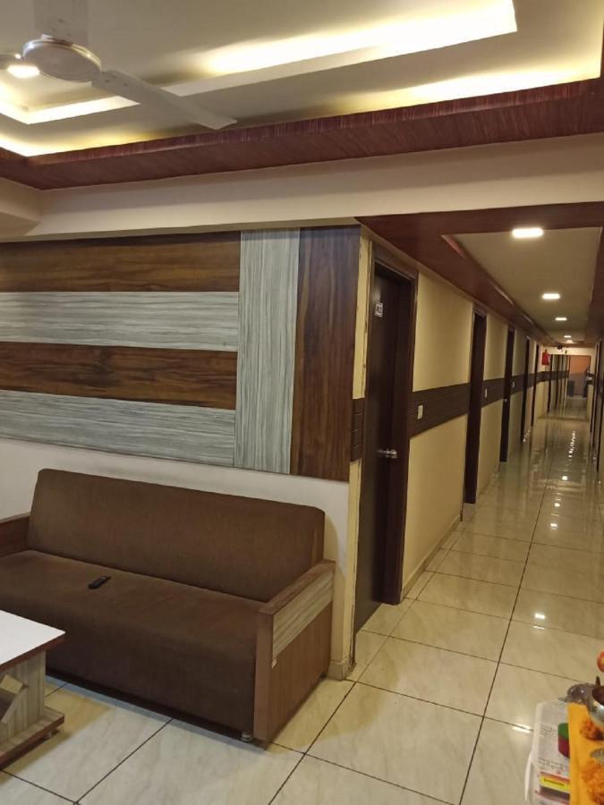 Shree Krishna Palace Guest house